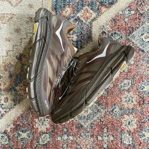 Brand New in box Hoka x Satisfy Mafate Speed 4 Lite “Rubber” - Mens 13